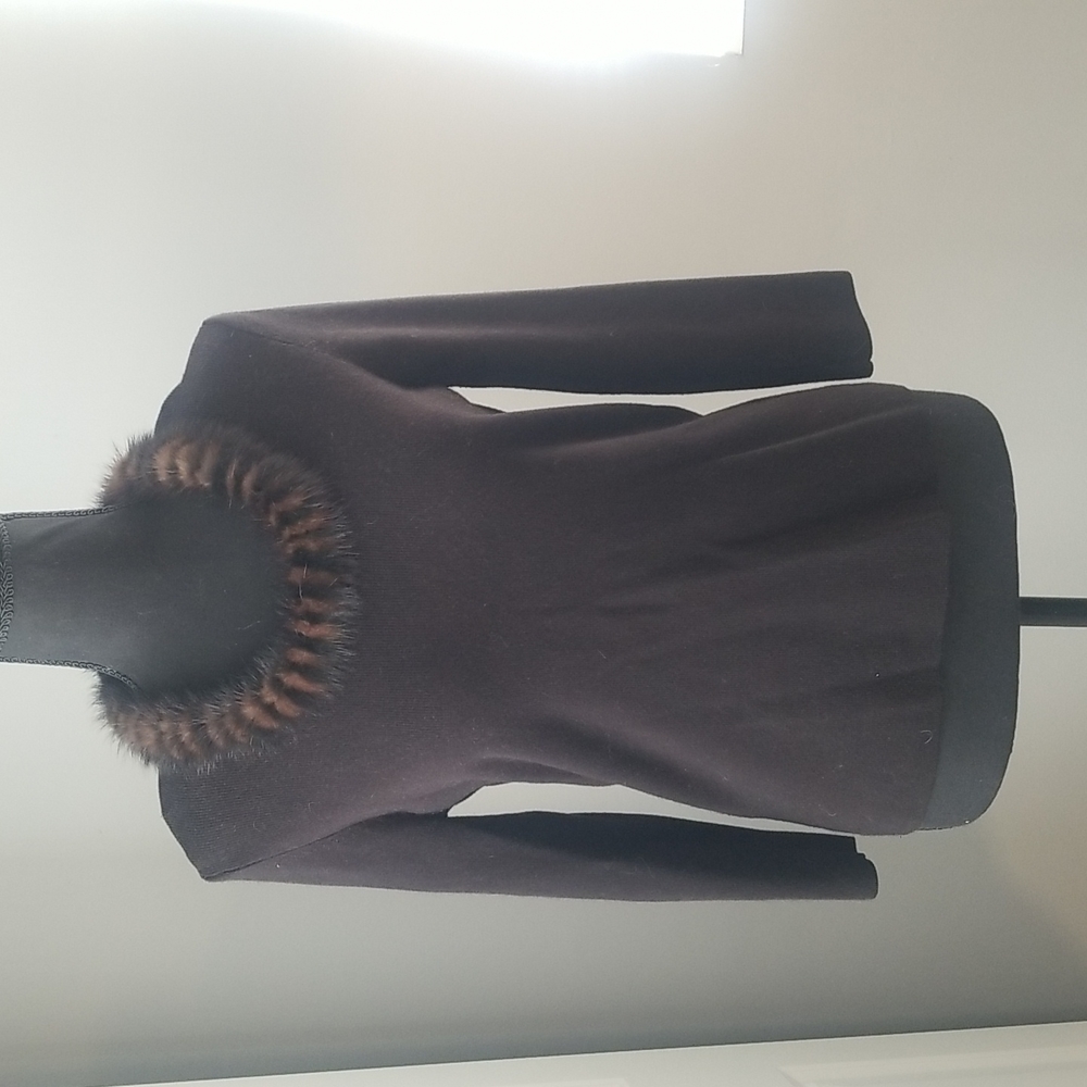 Color Works Fur Collar Sweater